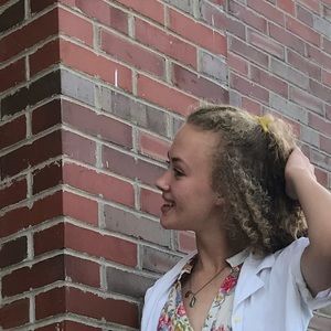 Meet your Posher, Elena